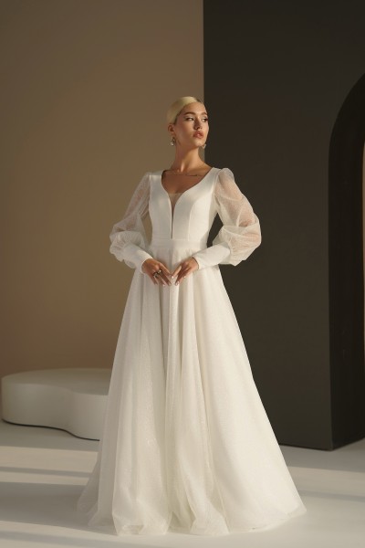 Закрытое свадебное платье с пышными рукавами и юбкой в пол s0510